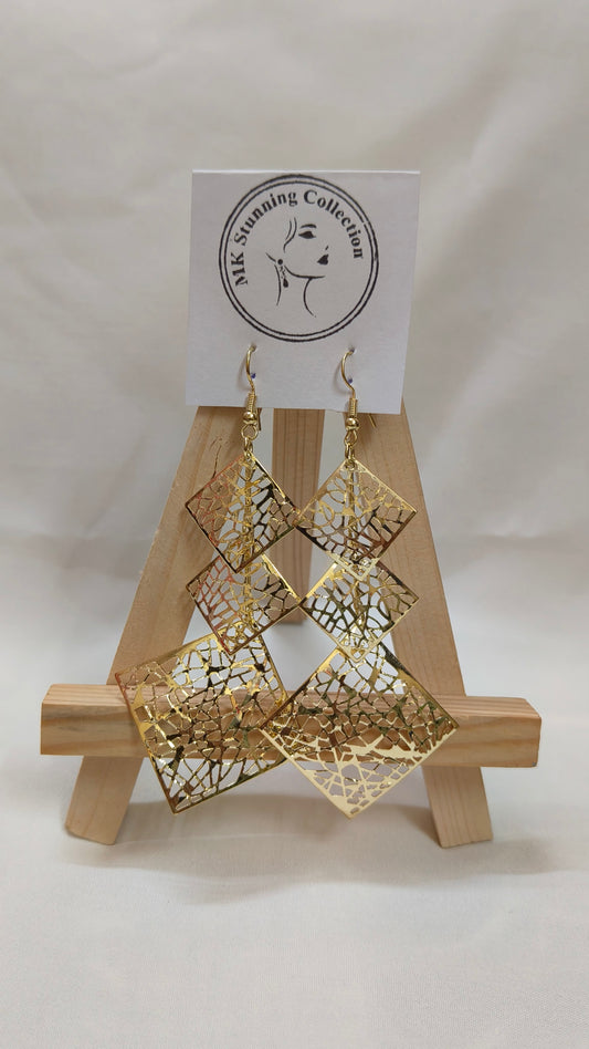 Elegant Gold Geometric Earrings