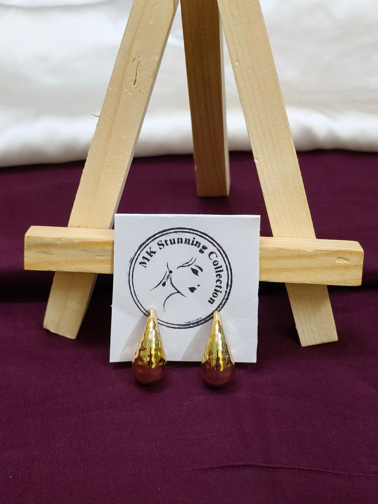 Elegant Gold-Tone Teardrop Earrings