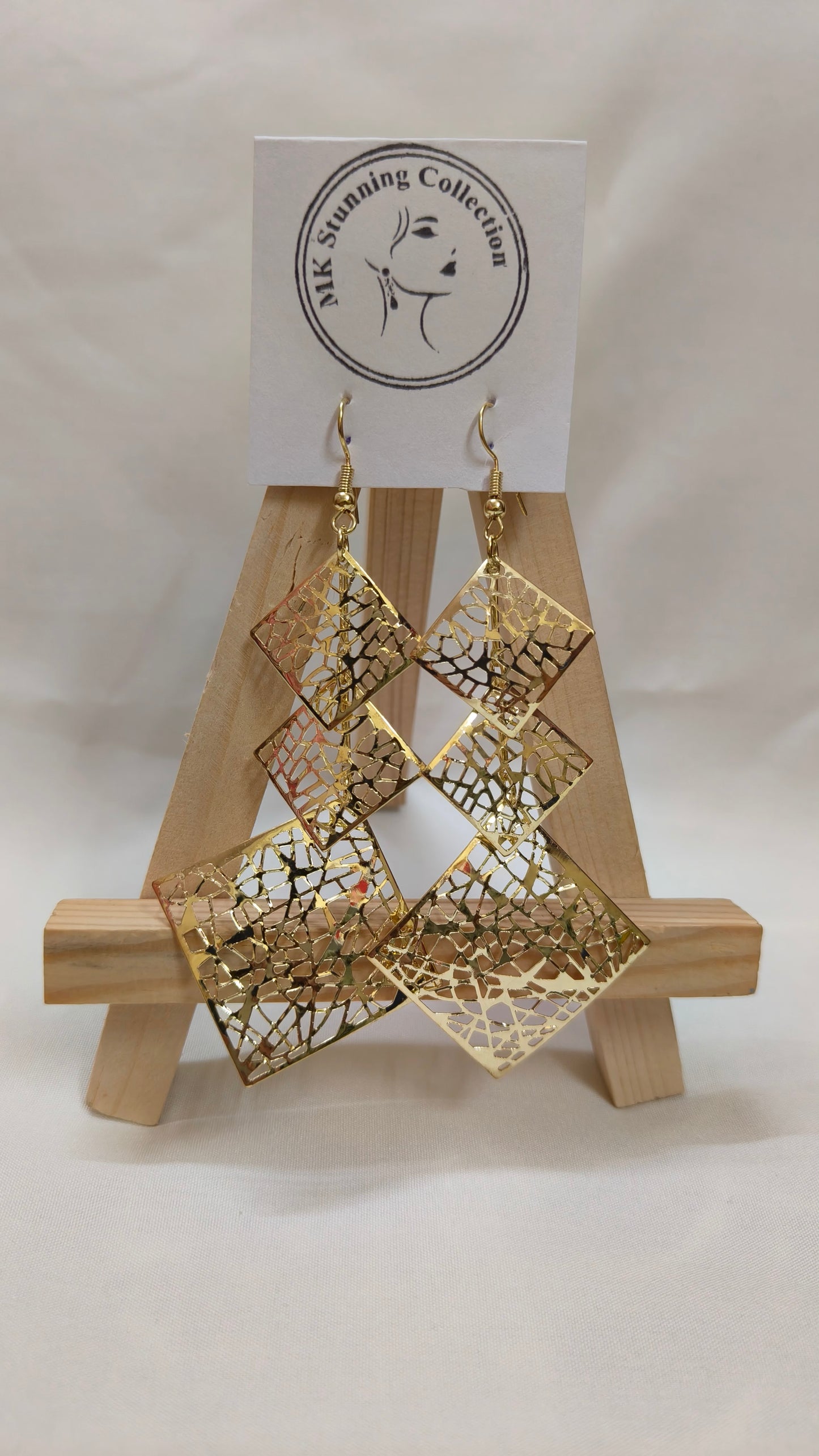 Elegant Gold Geometric Earrings