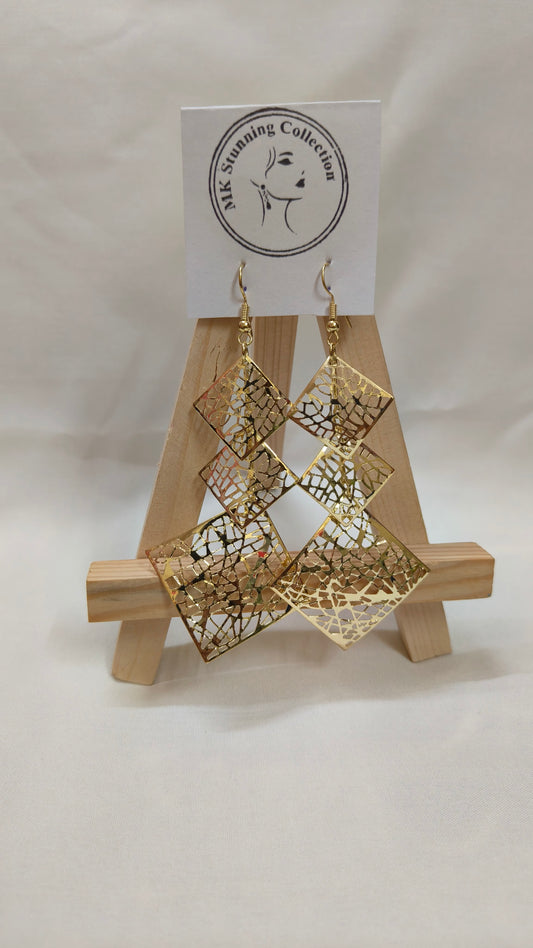 Elegant Gold Geometric Earrings
